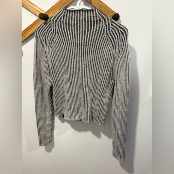 Lululemon Cotton-Cashmere Blend Mock-Neck Sweater - Picture 6 of 11